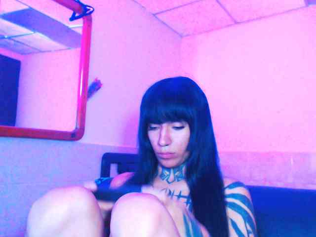 JazmiiWolf Live Webcam on BongaCams