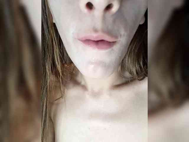 EvelinaPuro4kina... Live Webcam on BongaCams