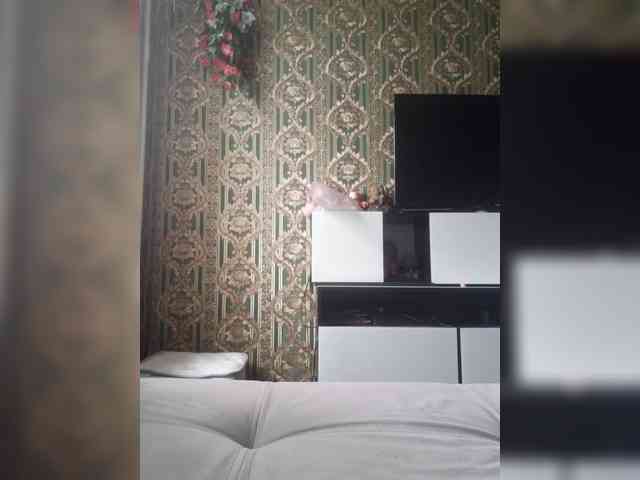 EvelinaPuro4kina... Live Webcam on BongaCams