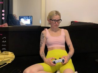 Sexy-Sweets Porn Show