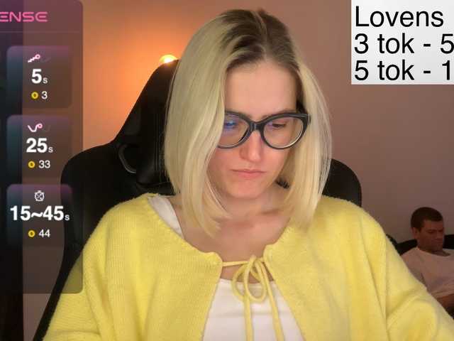 Sexy-Sweets from BongaCams is Freechat