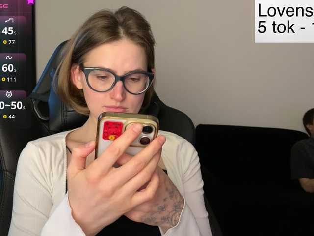 Sexy-Sweets's BongaCams show and profile