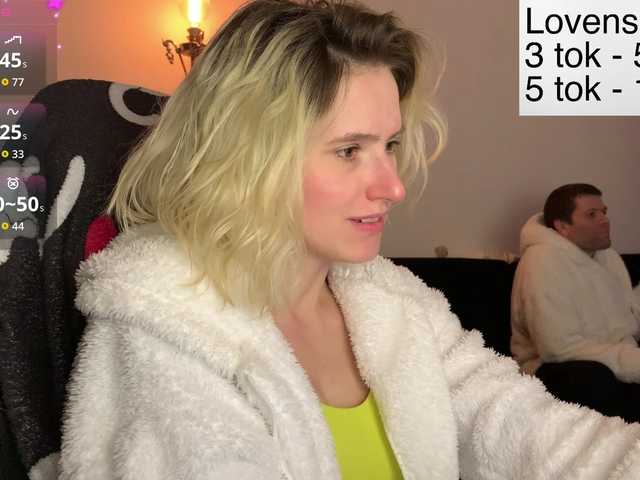 Sexy-Sweets's BongaCams show and profile