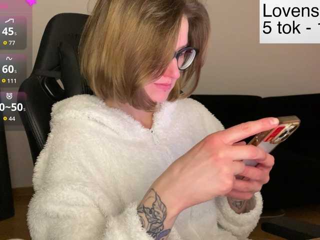 Sexy-Sweets's BongaCams show and profile
