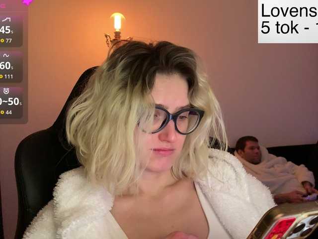 Sexy-Sweets's BongaCams show and profile