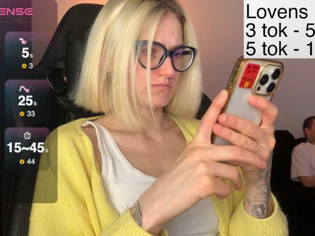 Sexy-Sweets from BongaCams is Freechat