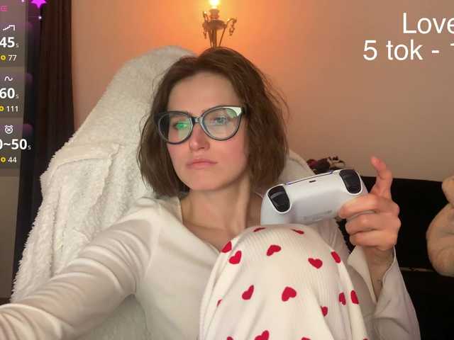 Sexy-Sweets from BongaCams is Freechat