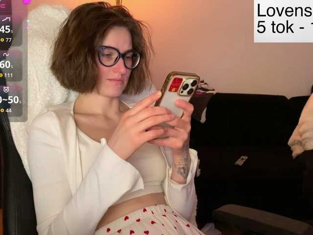 Sexy-Sweets from BongaCams is Freechat