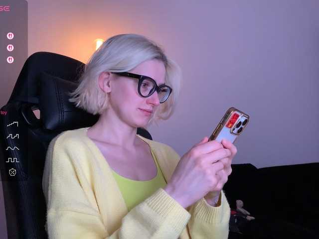 Sexy-Sweets from BongaCams is Freechat