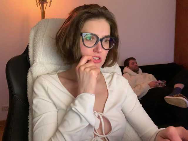 Sexy-Sweets's BongaCams show and profile