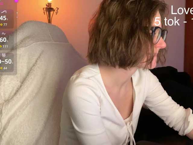 Sexy-Sweets's BongaCams show and profile