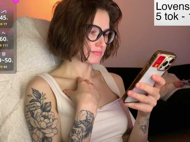 Sexy-Sweets's BongaCams show and profile