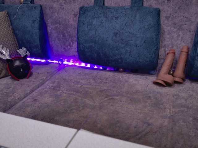 blackcat142's BongaCams show and profile