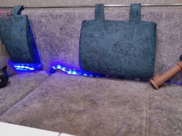 blackcat142's BongaCams show and profile