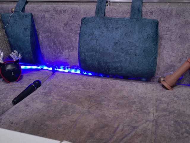 blackcat142's BongaCams show and profile