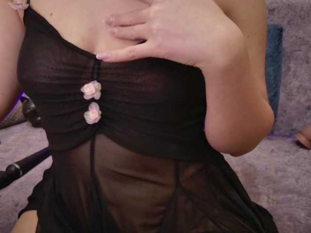 blackcat142's BongaCams show and profile