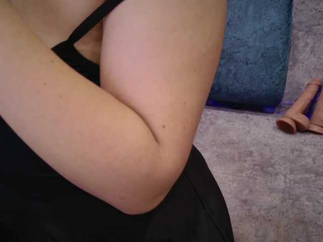 blackcat142's BongaCams show and profile