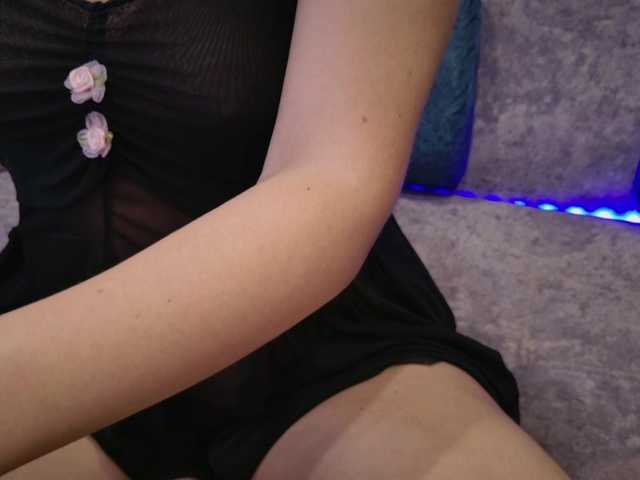 blackcat142's BongaCams show and profile