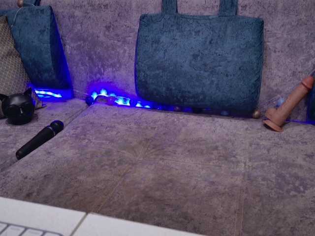 blackcat142's BongaCams show and profile