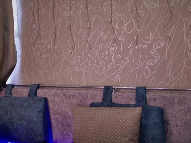 blackcat142's BongaCams show and profile