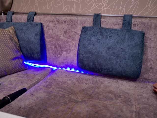 blackcat142's BongaCams show and profile