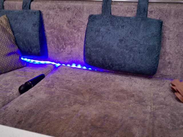 blackcat142's BongaCams show and profile