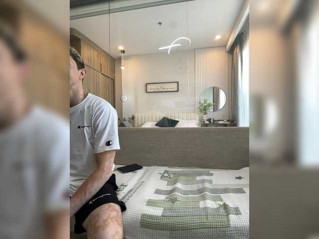 yummy-couple's BongaCams show and profile