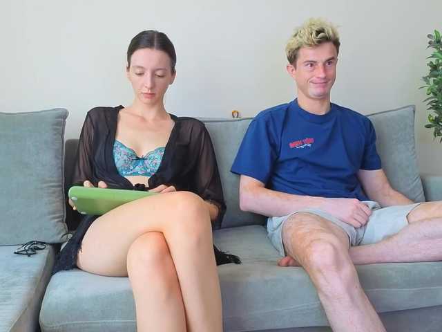 yummy-couple's BongaCams show and profile