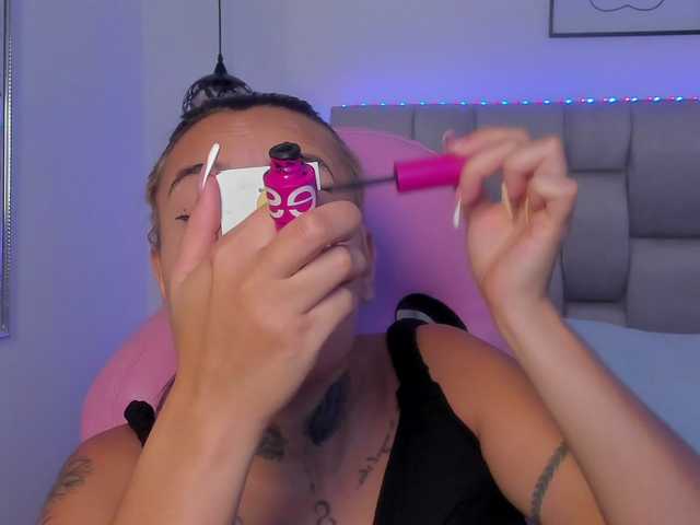 Susan-sweet's BongaCams show and profile