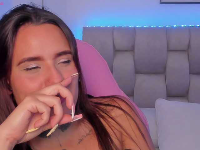 Susan-sweet's BongaCams show and profile