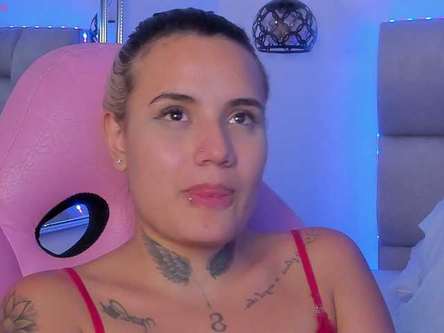 Susan-sweet's BongaCams show and profile