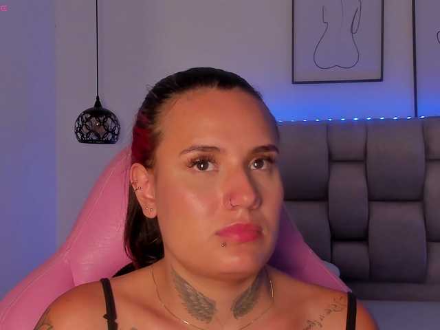 Susan-sweet's BongaCams show and profile