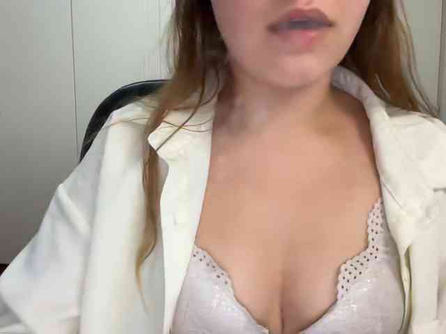 AnnaaMeaw webcam