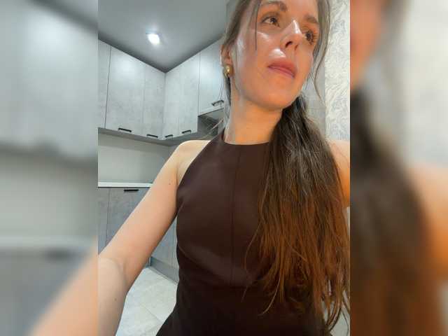 Zarina888's BongaCams show and profile