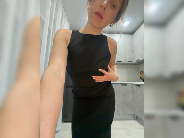 Zarina888's BongaCams show and profile