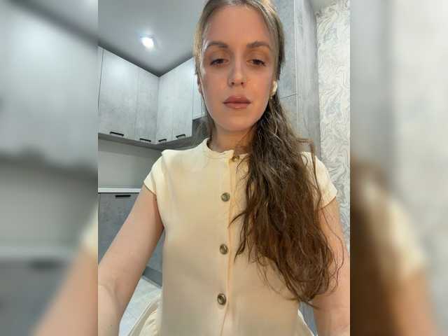 Zarina888's BongaCams show and profile