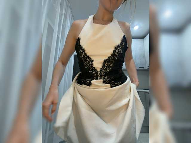 Zarina888's BongaCams show and profile