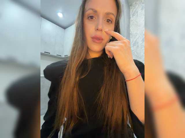 Zarina888's BongaCams show and profile