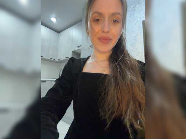 Zarina888's BongaCams show and profile