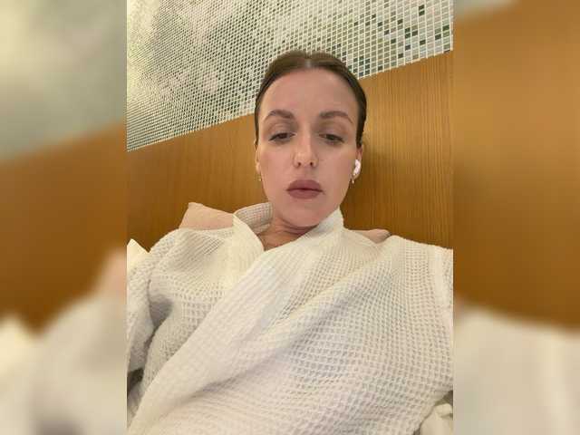 Zarina888's BongaCams show and profile