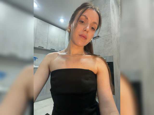 Zarina888's BongaCams show and profile