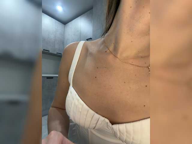 Zarina888 from BongaCams