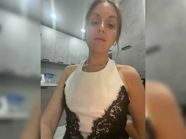 Zarina888's BongaCams show and profile