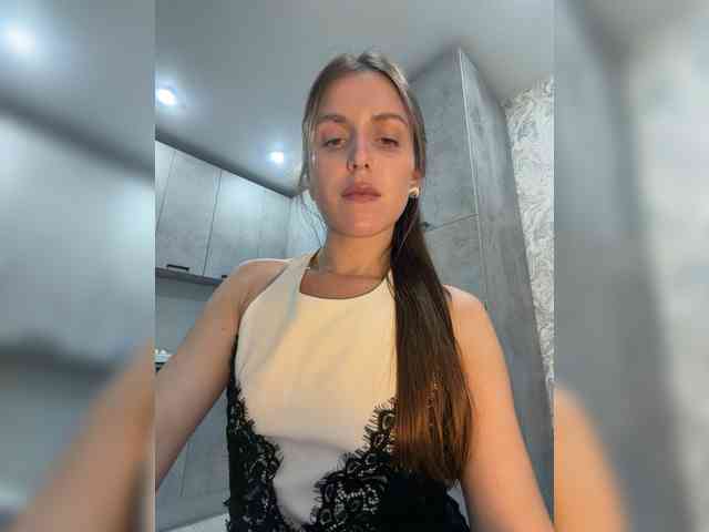 Zarina888 Live Webcam on BongaCams