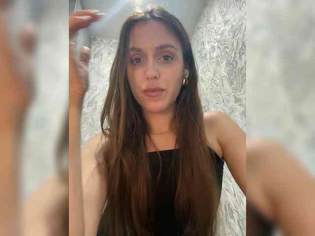 Zarina888 webcam