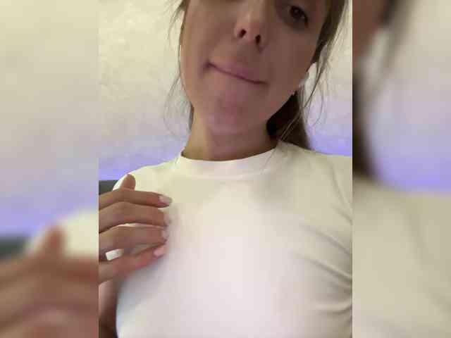 Zarina888 webcam