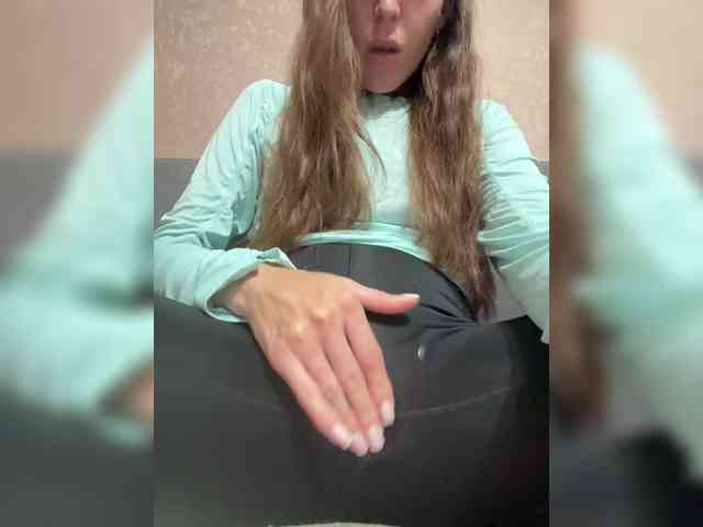 Zarina888 webcam