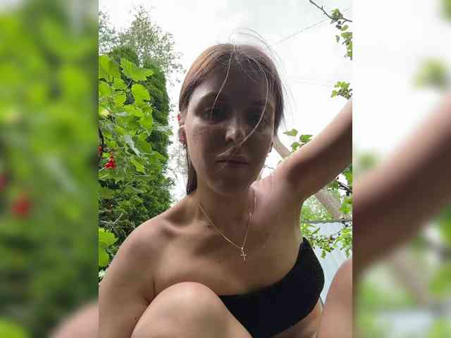 Zarina888 webcam