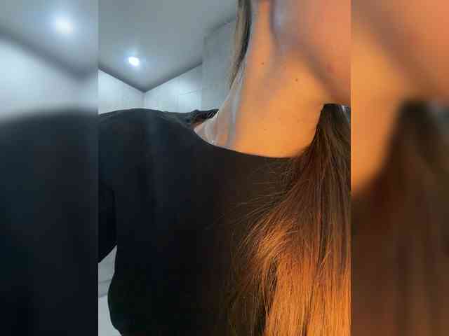 Zarina888 Live Webcam on BongaCams