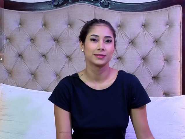 VioletMontes's BongaCams show and profile